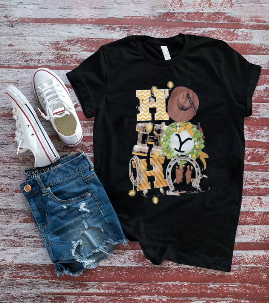 Yellowstone Christmas Hohoho Western Holiday Decor Cowboy Hat Wreath T-Shirt