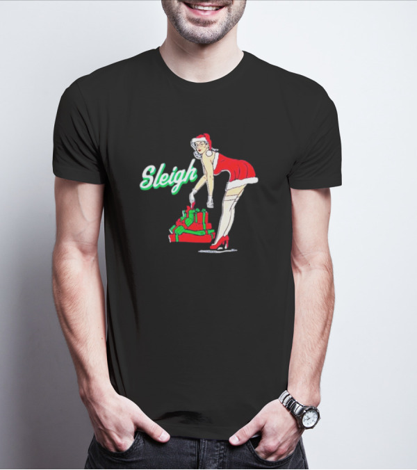 Vintage Santa Sleigh With Pin-Up Style Christmas Presents T-Shirt