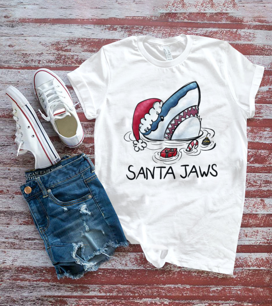 Santa Jaws Funny Shark Christmas T-Shirt