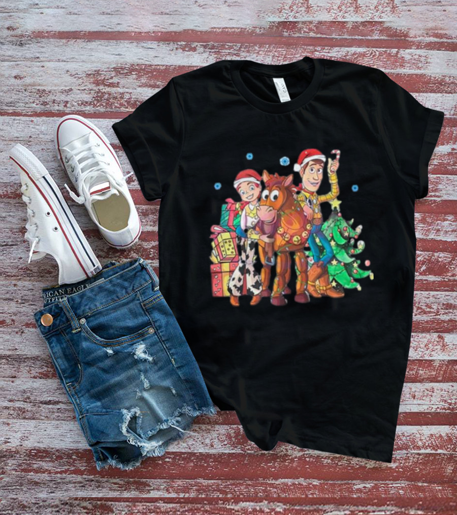Toy Story Christmas Jessie Woody Bullseye Santa Hats Presents Christmas Tree T-Shirt