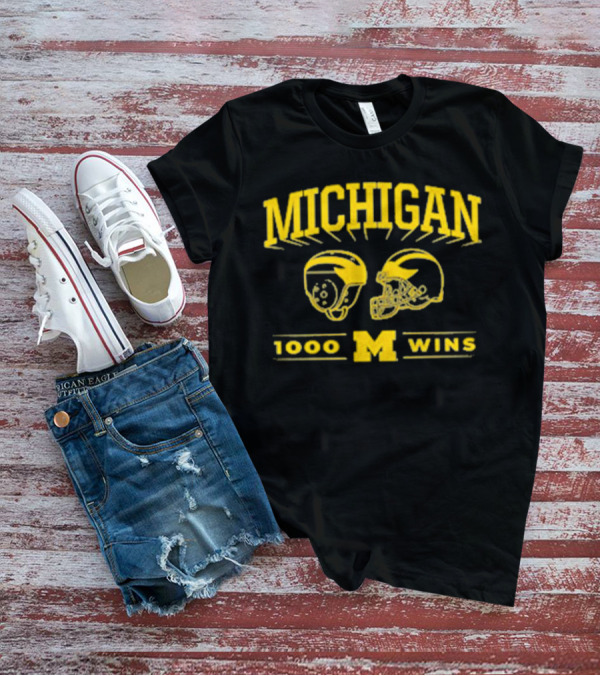 Michigan 1000 Wins Football Helmet M T-Shirt