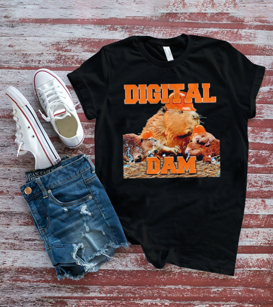 DIGITAL DAM BEAVER WITH HARD HATS T-Shirt