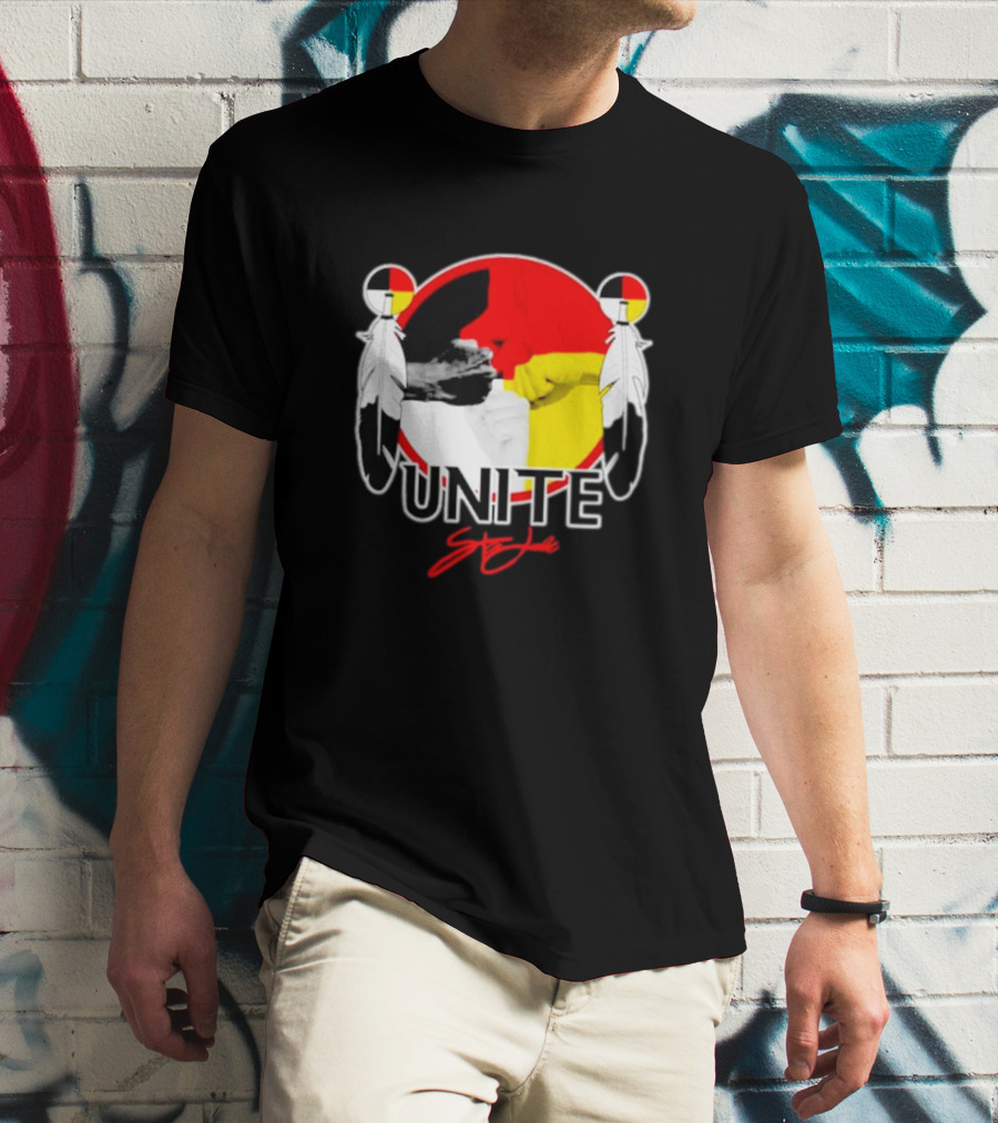 UNITE Style Native American Feathers Colorful Unity T-Shirt