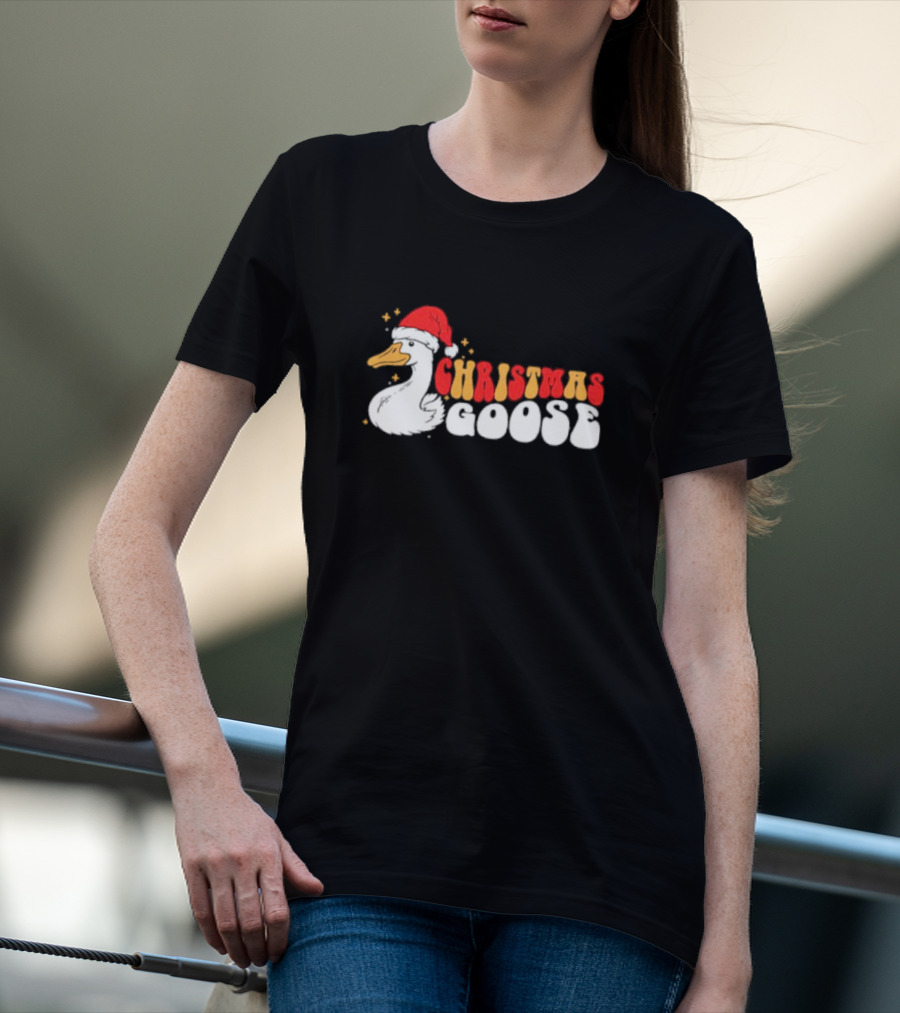 Christmas Goose Santa Hat Funny Holiday Duck T-Shirt