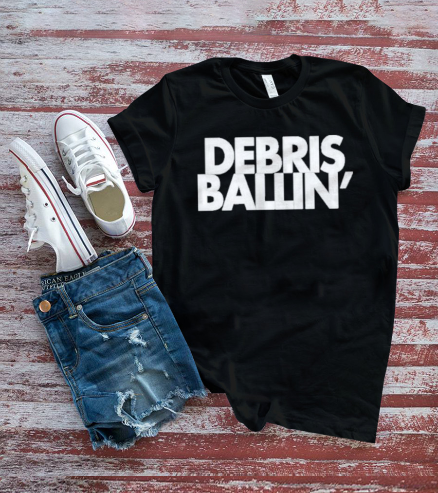 Debris Ballin' Bold Textual T-Shirt