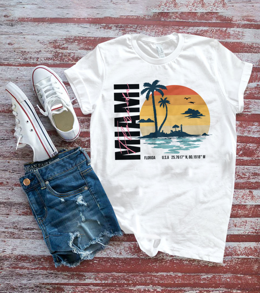 MIAMI FLORIDA U.S.A. 25.7617° N, 80.1918° W Sunset Palms Birds T-Shirt