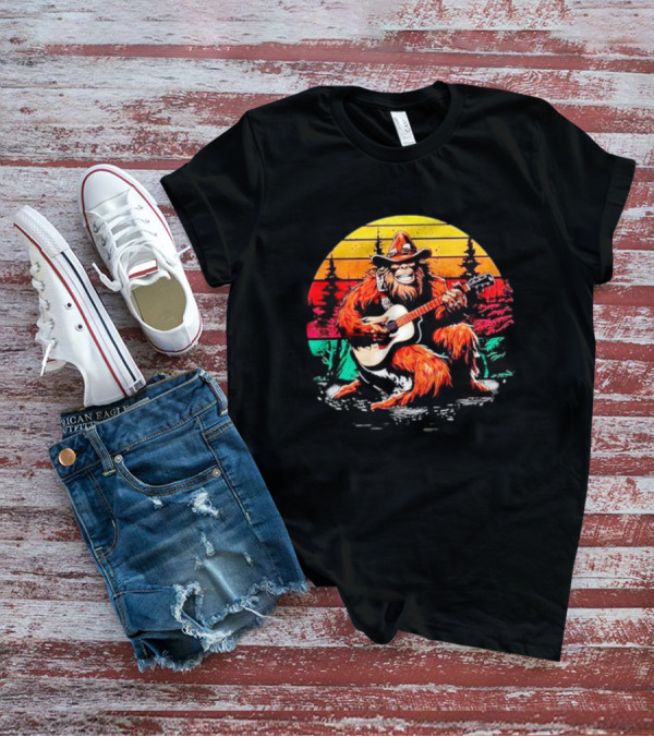 Bigfoot Playing Guitar Retro Sunset Forest Vintage Styles T-Shirt