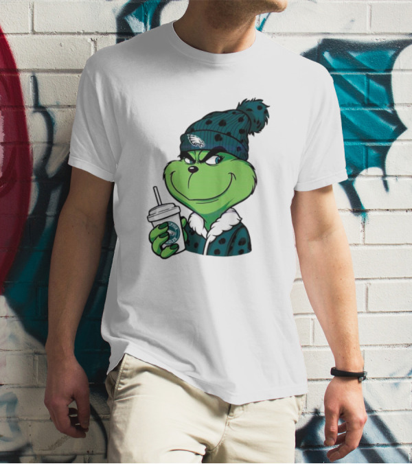 Grinch Holding Cup Wearing Philadelphia Eagles Beanie T-Shirt