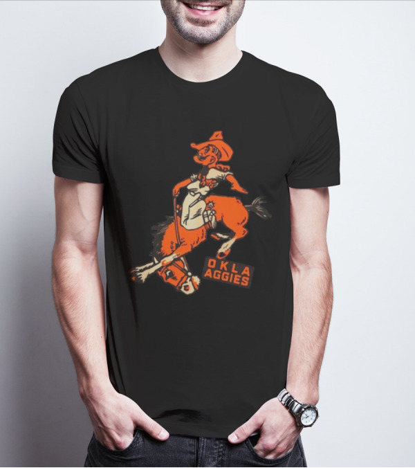 Oklahoma State Okla Aggies Cowboy Riding Horse T-Shirt
