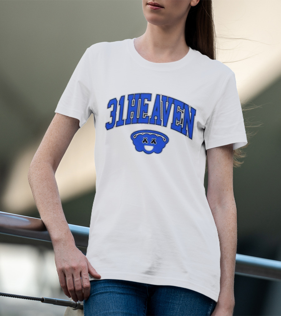 Young Mantis 31 Heaven Blue Smiling Cloud T-Shirt