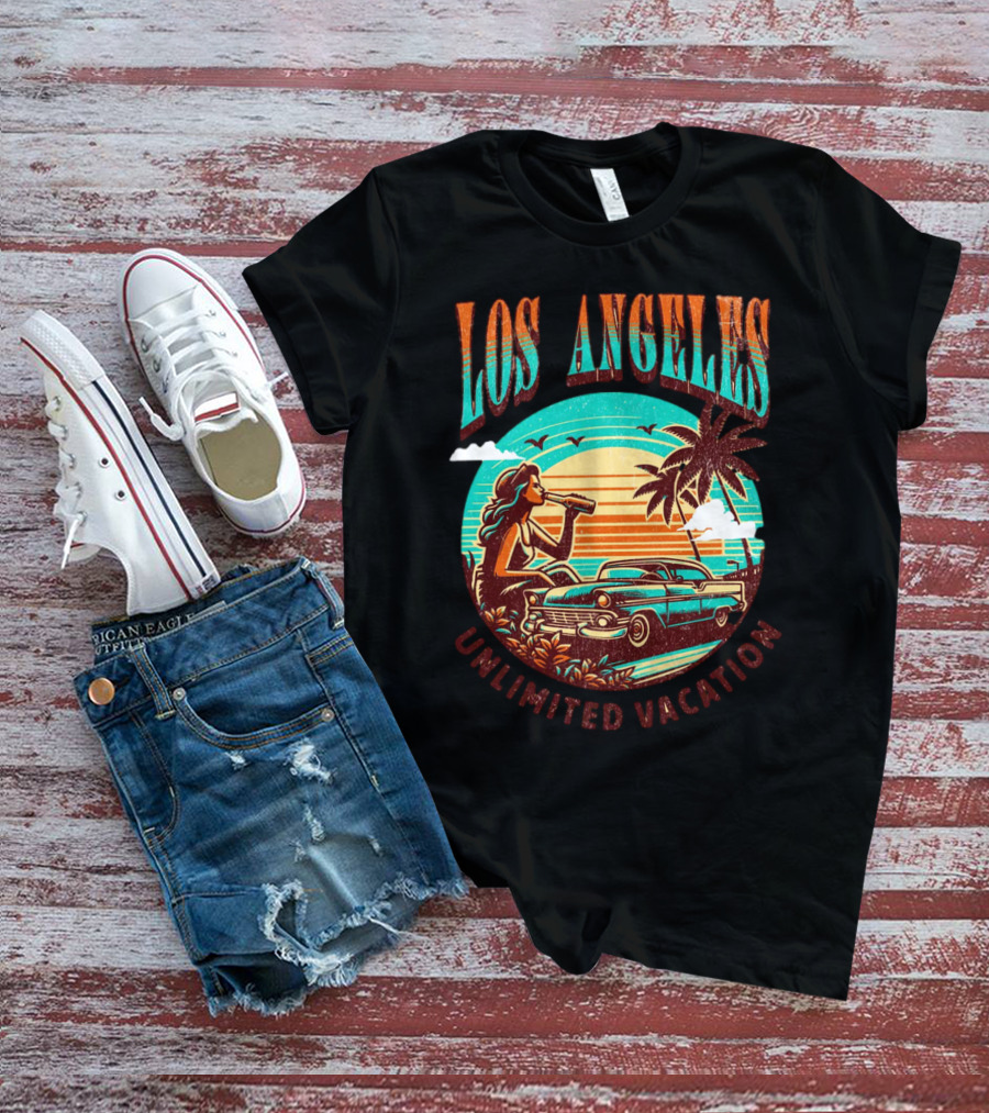 Los Angeles Unlimited Vacation Classic Car Palm Trees Sunset Vibes T-Shirt