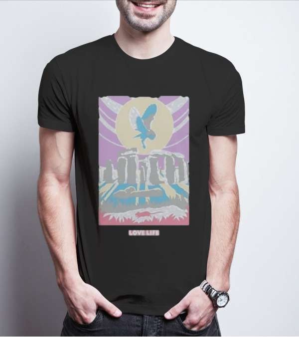 Chrispackham Owl Stone Henge Love Life T-Shirt