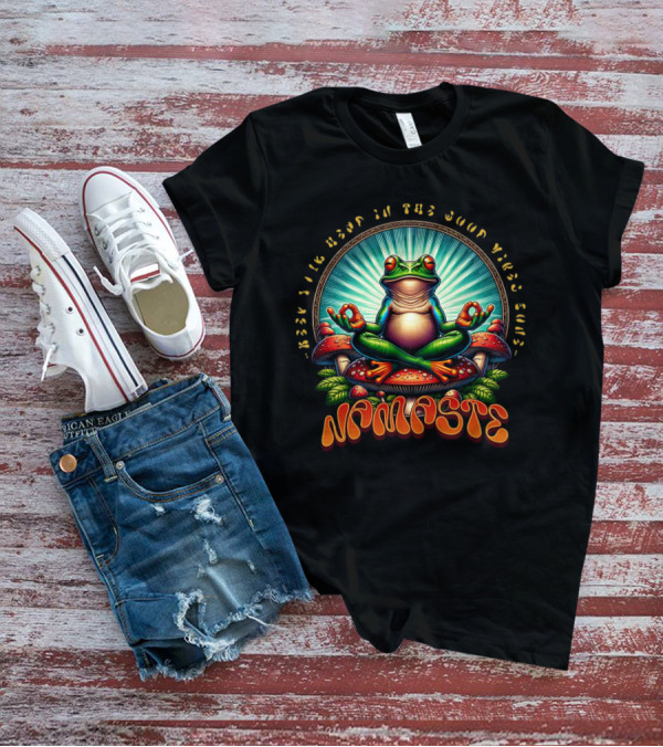 Namaste Frog Meditating On Mushrooms With Psychedelic Vibes T-Shirt