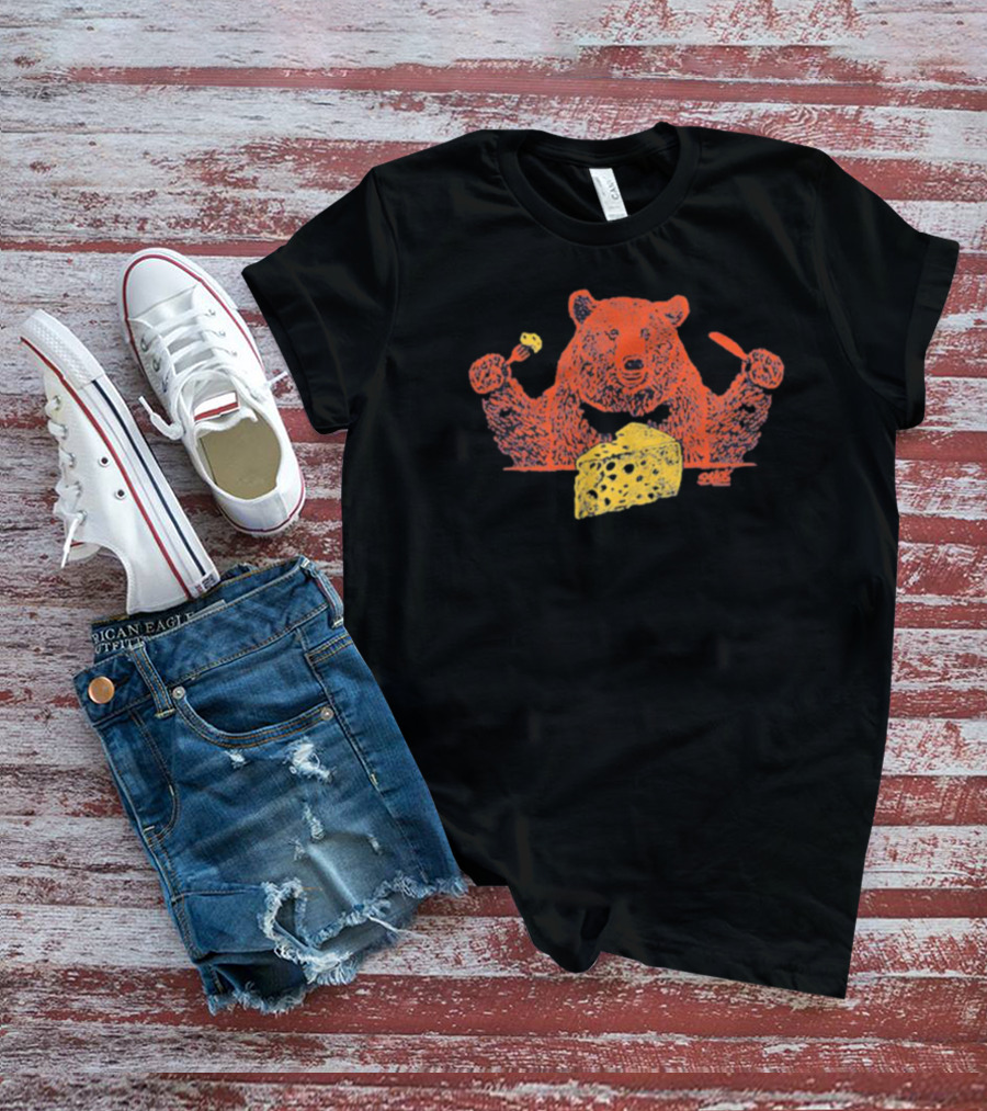 Chicago Bears Let's Eat Cheese Bear Eating Cheese T-Shirt