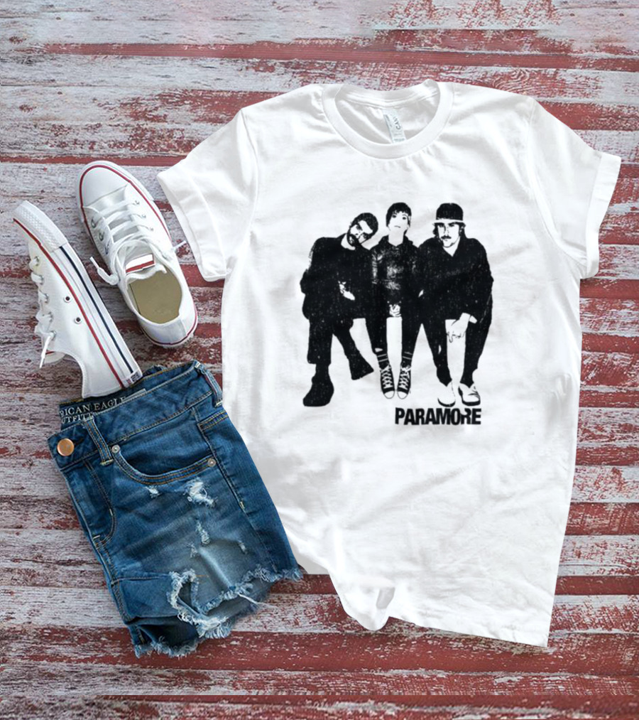 Paramore Music Group Trio Black And White Photo Boyfriend Fit Girls T-Shirt