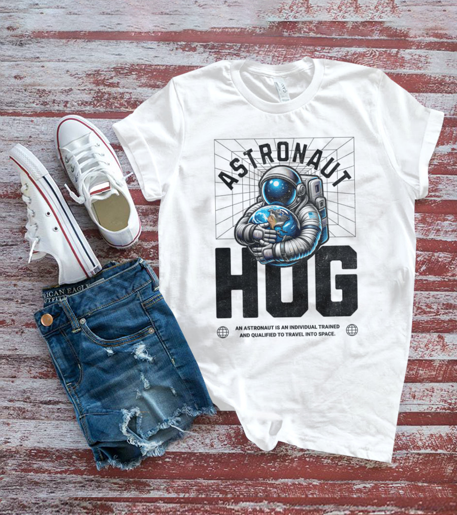 Astronaut Hug Earth Embrace Space Travel Qualification T-Shirt