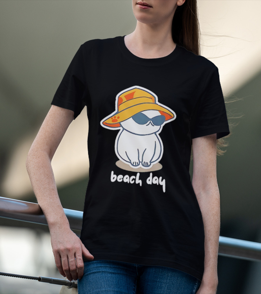 Cat Relaxing In Sunglasses And Hat For A Beach Day T-Shirt