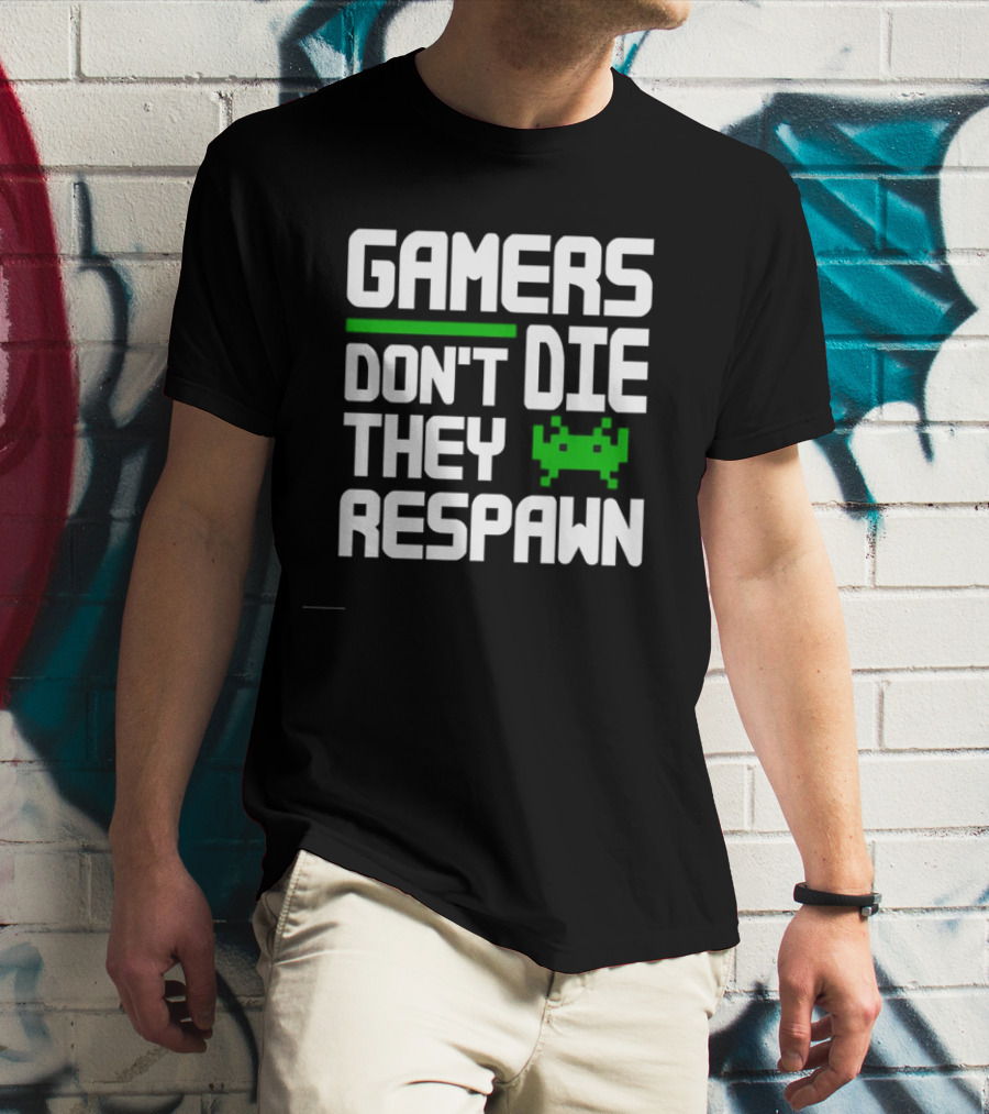 Gamers Don’t Die They Respawn Retro Space Invader T-Shirt