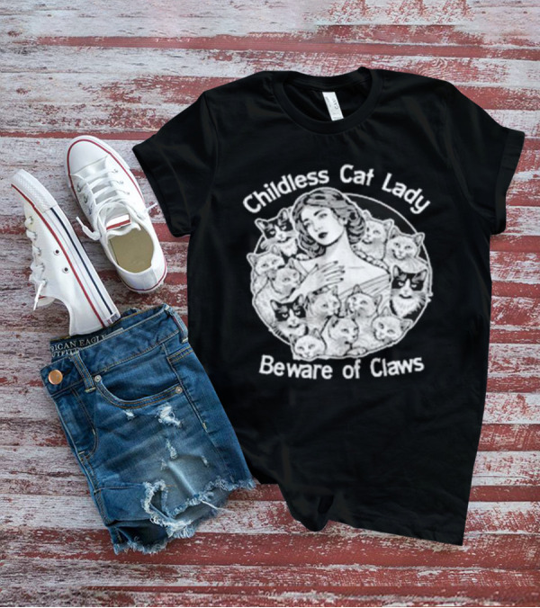 Childless Cat Lady Beware Of Claws Vintage T-Shirt