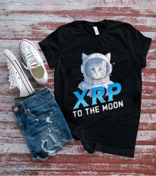 XRP Cat To The Moon Crypto Merchandise Astronaut Helmets T-Shirt