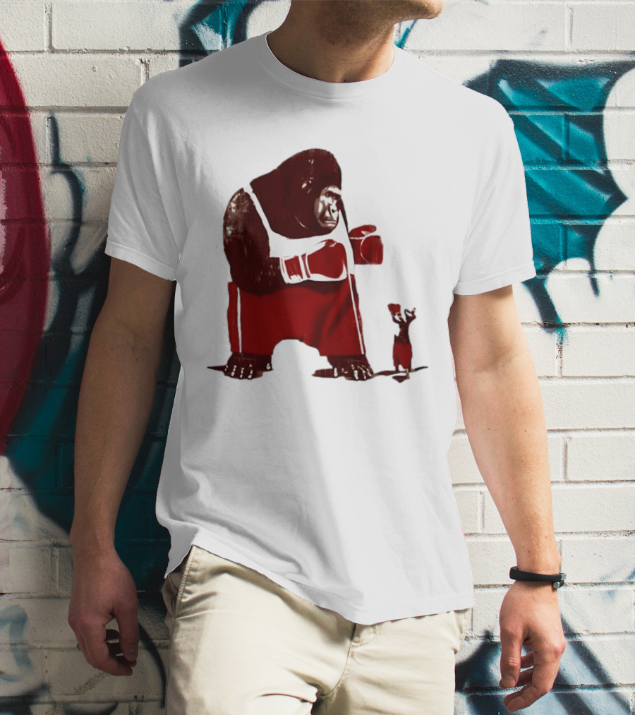 Gorilla Faces Kangaroo Boxing Match T-Shirt