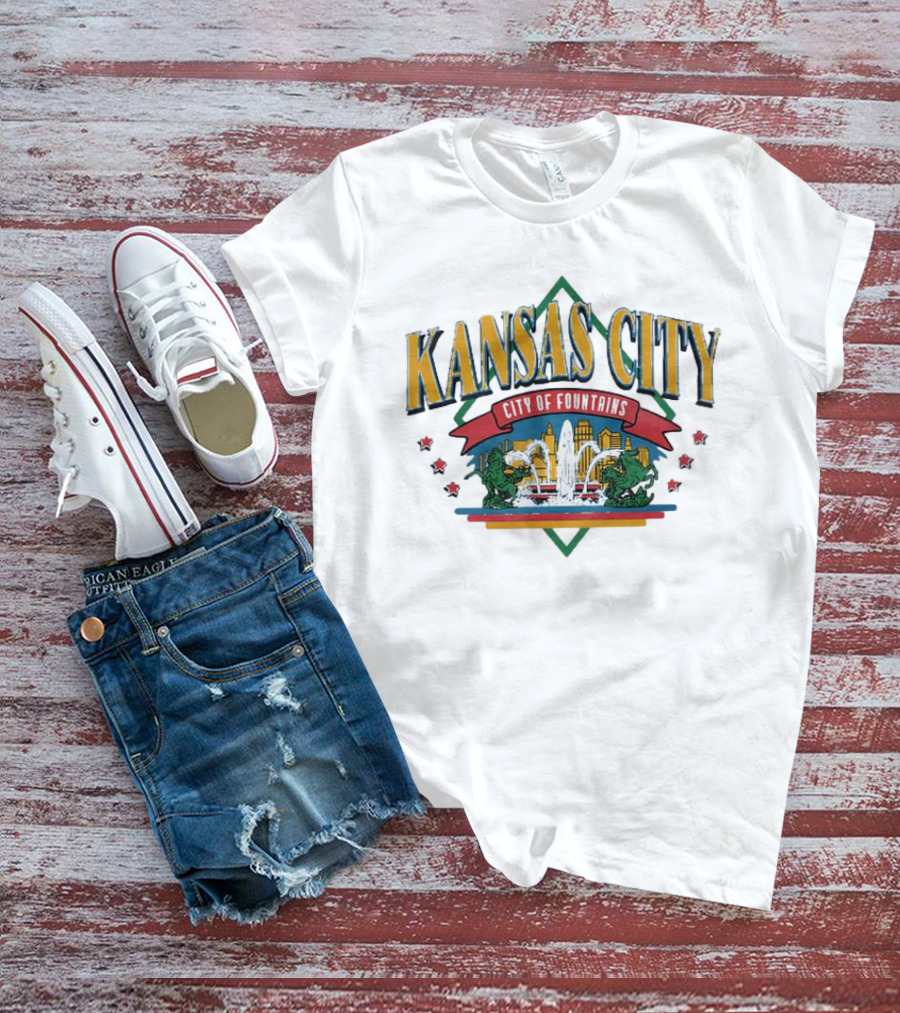 Kansas City City Of Fountains Skyline And Fountain With Dragons And Stars T-Shirt