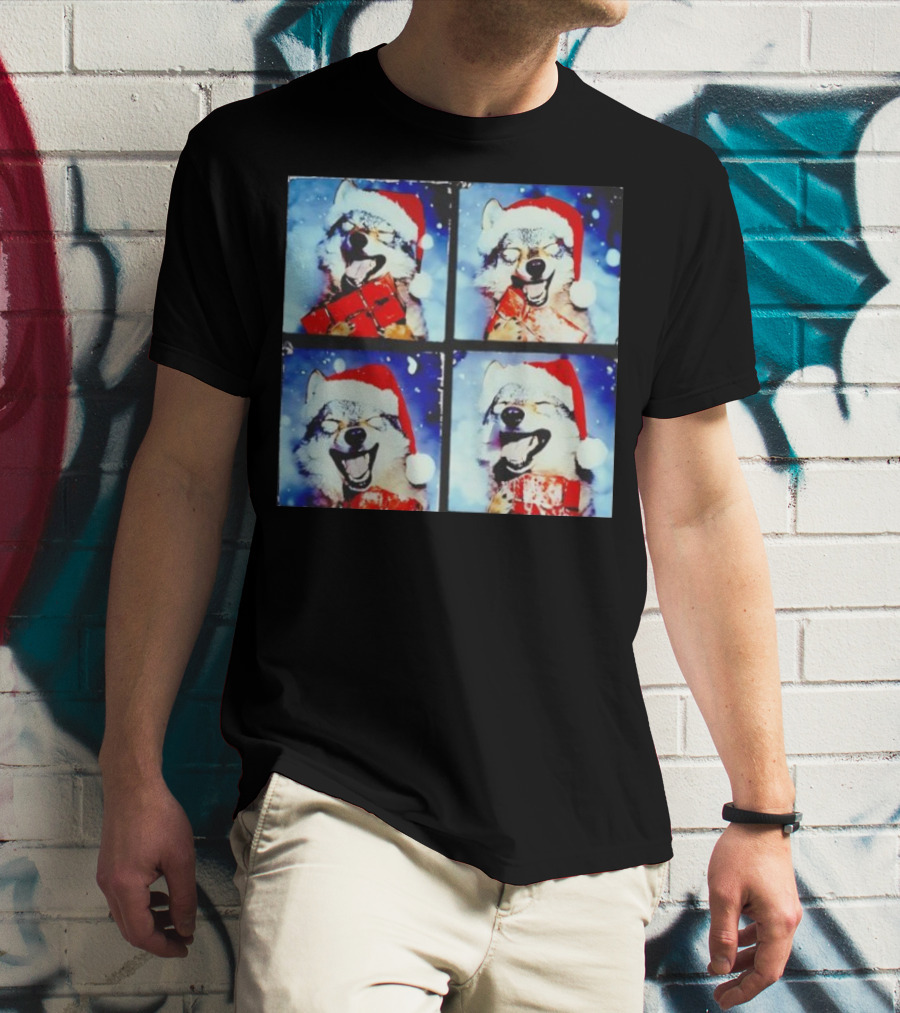 Festive Wolf Santa Hat Selfie Christmas T-Shirt
