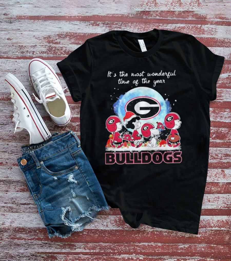 It's The Most Wonderful Time Of The Year Peanuts Characters Georgia Bulldogs T-Shirt