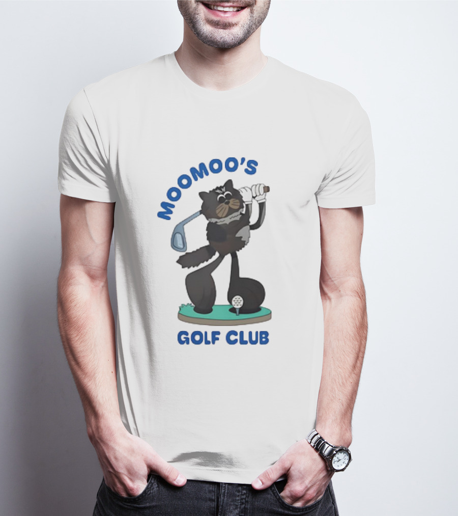 Moomoo's Golf Club Playful Cat On The Fairway T-Shirt