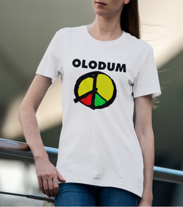 Olodum Peace Symbol With Red Yellow Green Segments T-Shirt