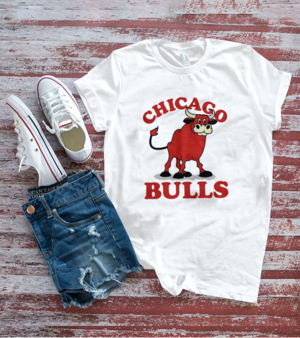 Retro Vintage Chicago Bulls Classic Iconic Bull Image T-Shirt