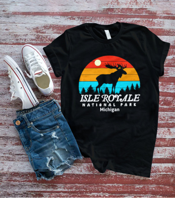 Isle Royale National Park Michigan Vintage Sunset Moose T-Shirt