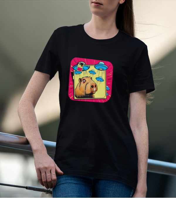 Capybara Selfie Ufos Cartoon Cute Weird T-Shirt