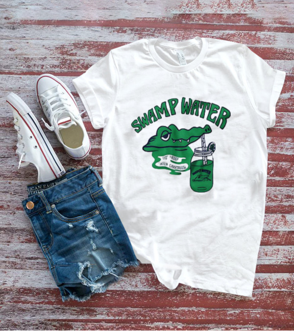 Swamp Water Alligator Drink Jar Vintage Cartoon T-Shirt