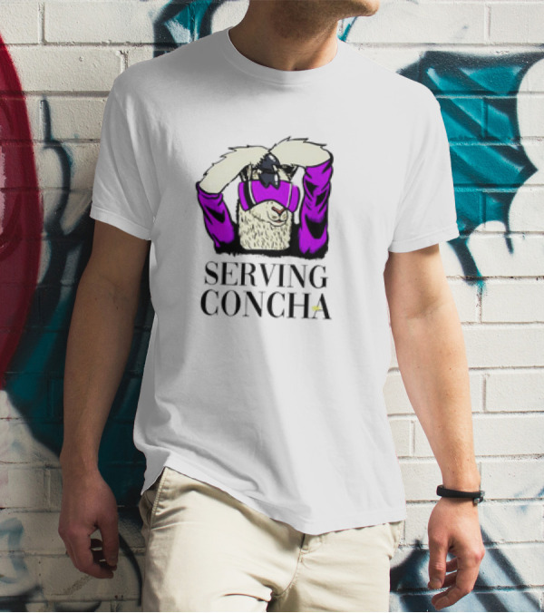 MarcoMania Serving Concha Llama With Purple T-Shirt