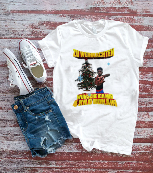 Zu Weihnachten Wünsche Ich Mir 4 Kilo Kokain Christmas Tree And Person T-Shirt