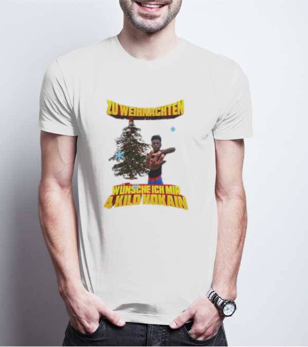 Zu Weihnachten Wünsche Ich Mir 4 Kilo Kokain Christmas Tree And Person T-Shirt