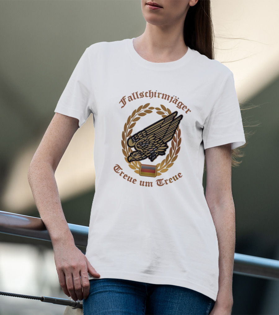 Fallschirmjäger Treue Um Treue Laurel Wreath Badge With Germany Flag T-Shirt