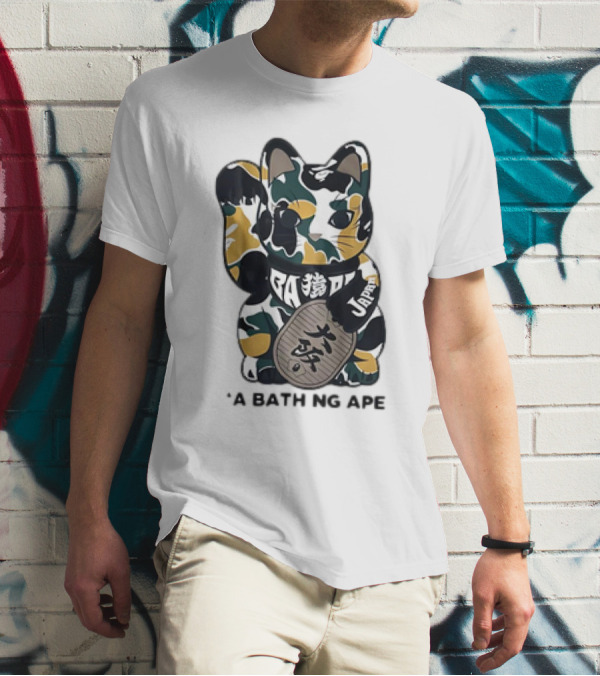 Cat Maneki Neko Japan A Bathing Ape T-Shirt