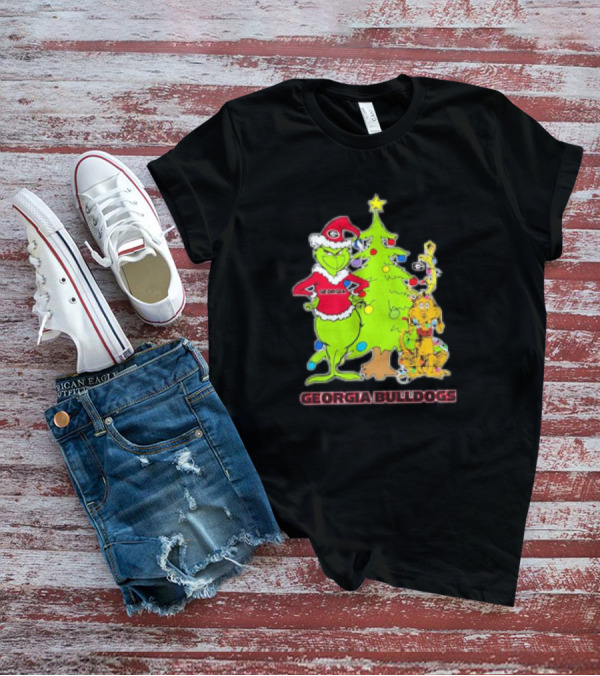 Georgia Bulldogs Grinch Christmas Tree Football T-Shirt