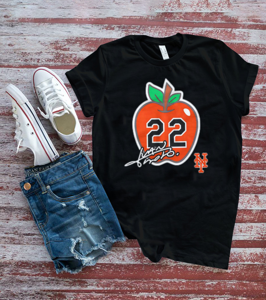 Juan Soto 22 New York Mets Apple T-Shirt