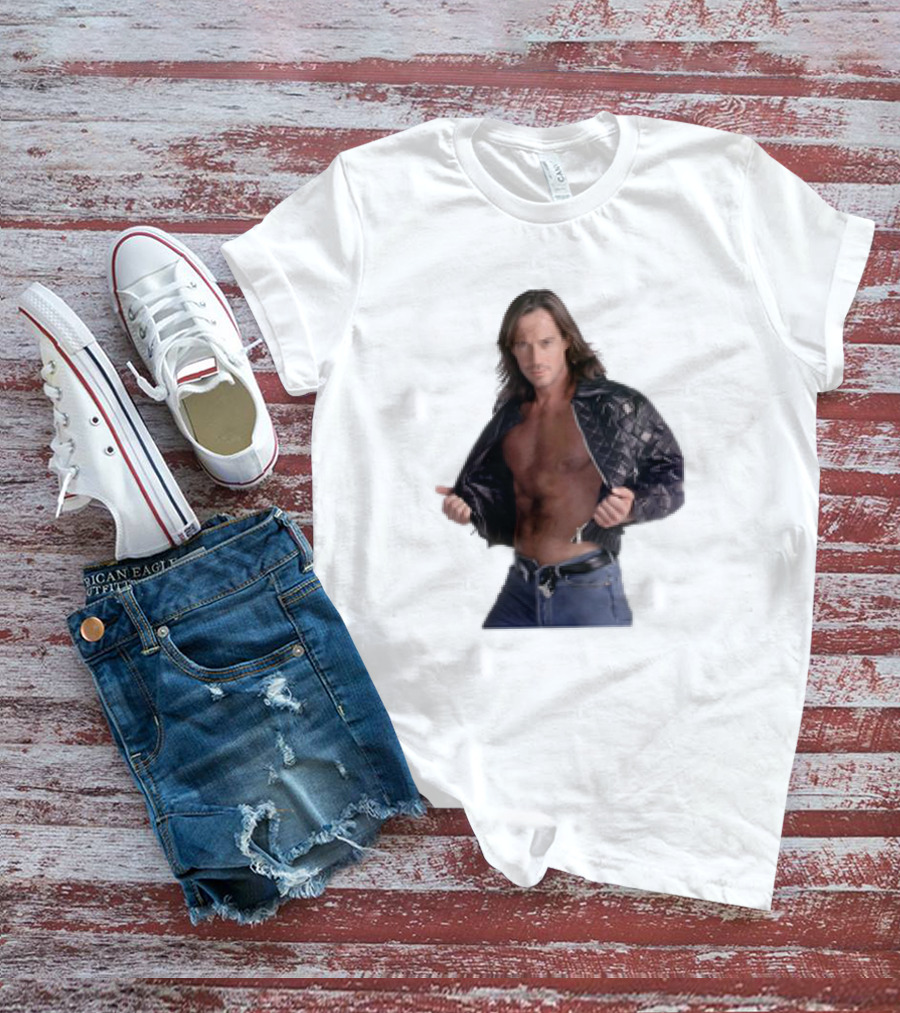 The Night's Kevin Sorbo In Classic Tough-Guy Leather Look T-Shirt