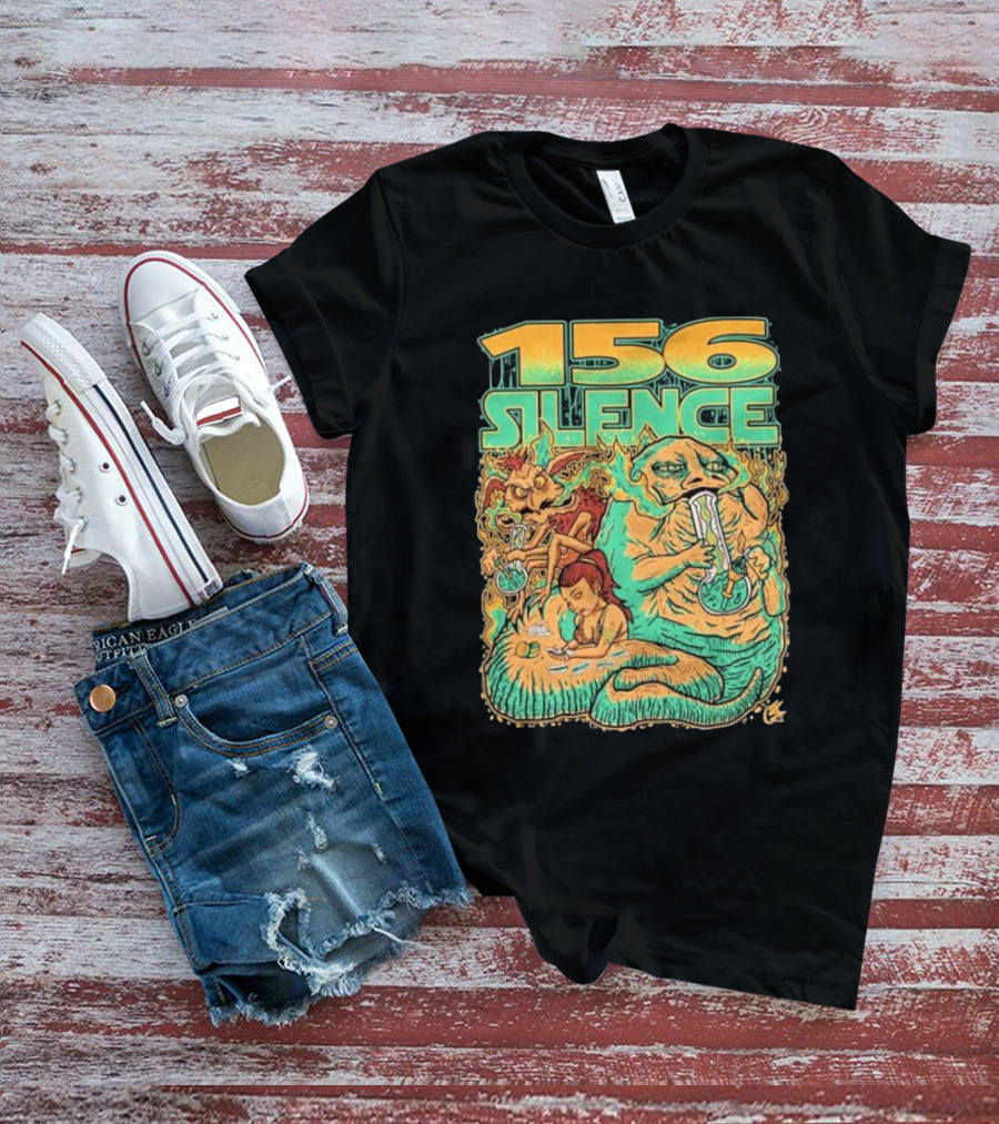 156 Silence Creature Smoking And Relaxing Psychedelic Art T-Shirt