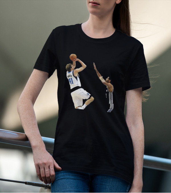 Dirk Nowitzki Fadeaway Jumper Over Tim Duncan NBA Iconic Moment T-Shirt