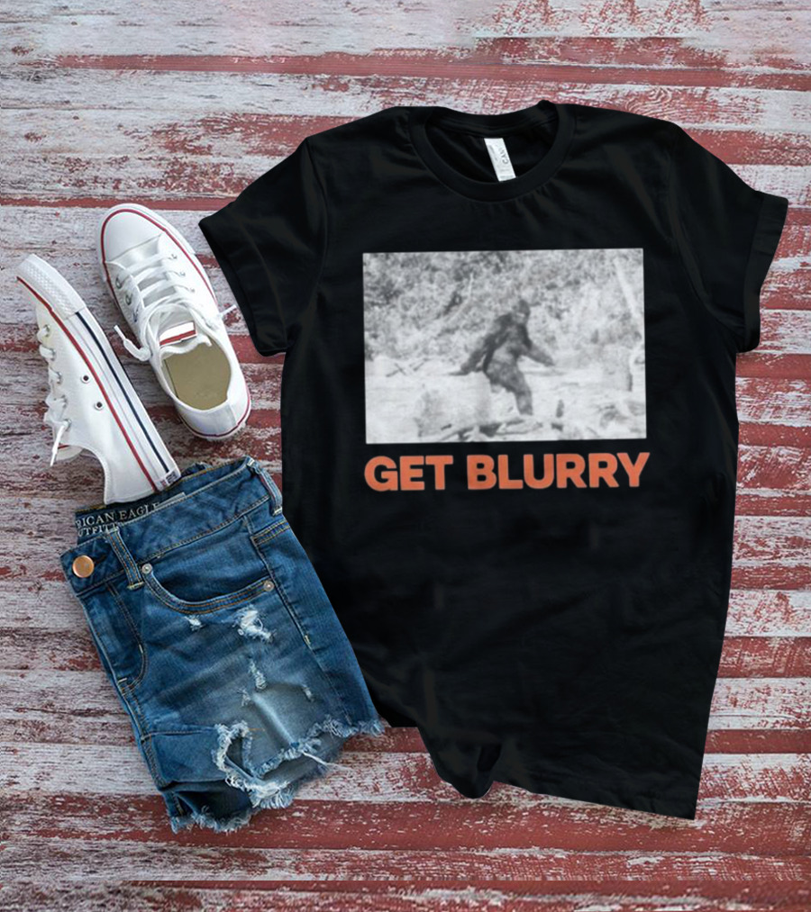 Blurry Creatures Get Blurry Bigfoot Image Classic Style T-Shirt
