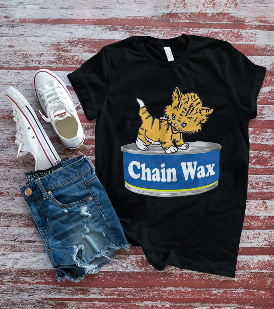 Cat Playing On Chain Wax Tin T-Shirt