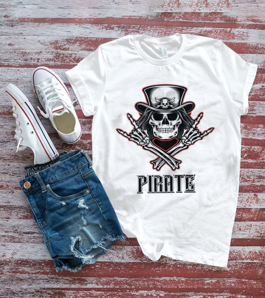 Skull Pirate With Hat And Crossed Bones T-Shirt