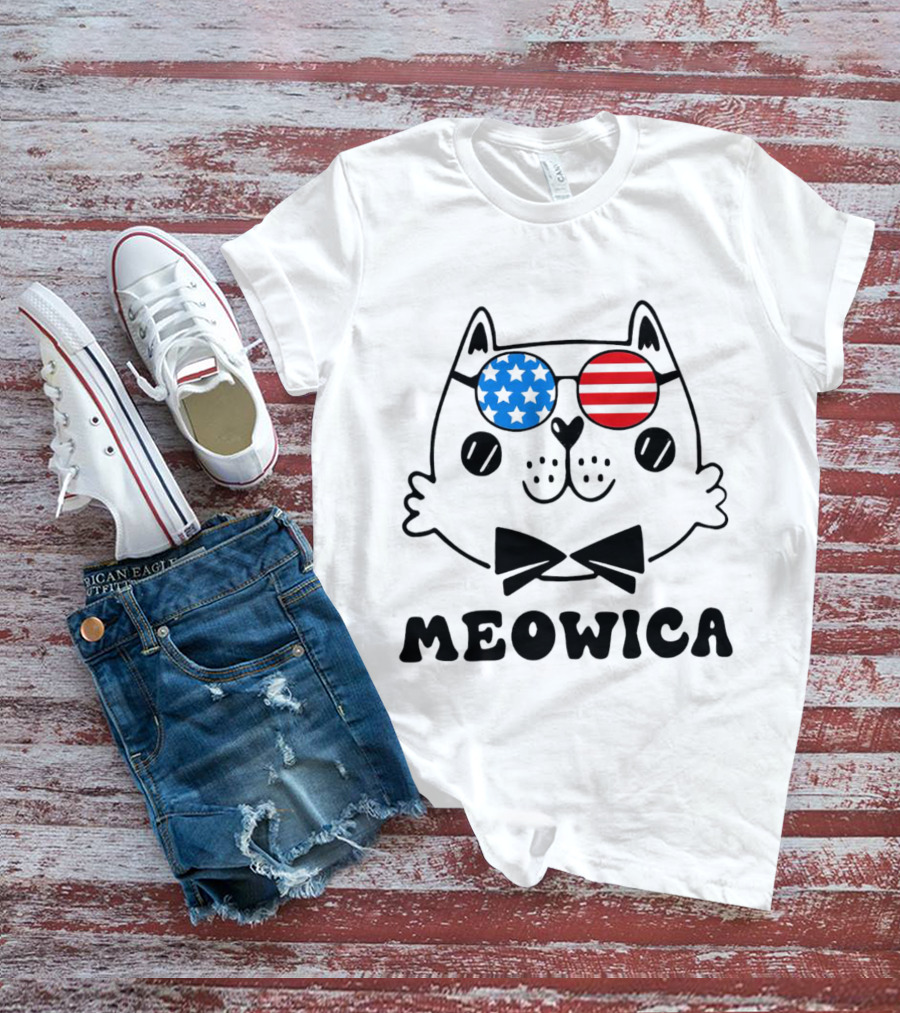 Meowica America Cat In Patriotic Star And Stripe Sunglasses T-Shirt