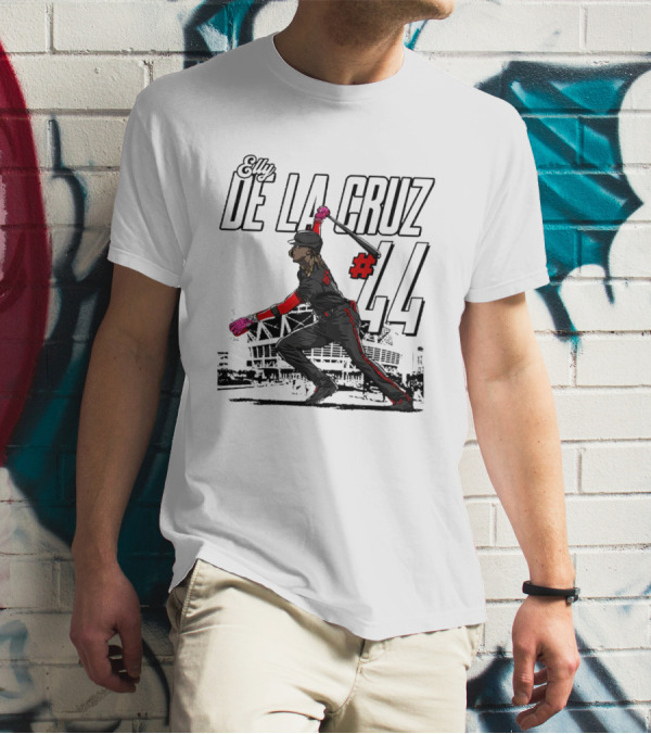 Elly De La Cruz #44 Cincinnati Reds MLBPA Action Pose Stadium Background T-Shirt