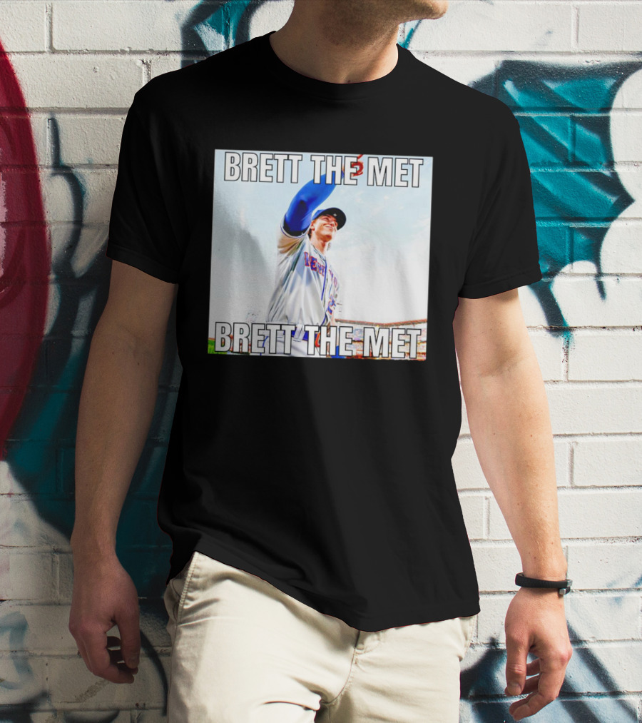 Brett The Met Baseball Player At New York Stadium T-Shirt